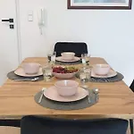 Posesja Kapitanska 18b 17 Przy Plazy شقة