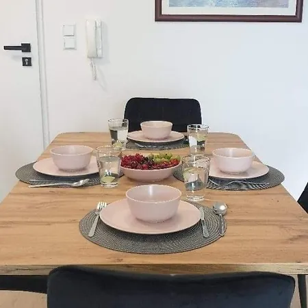 Posesja Kapitanska 18b 17 Przy Plazy Apartmán
